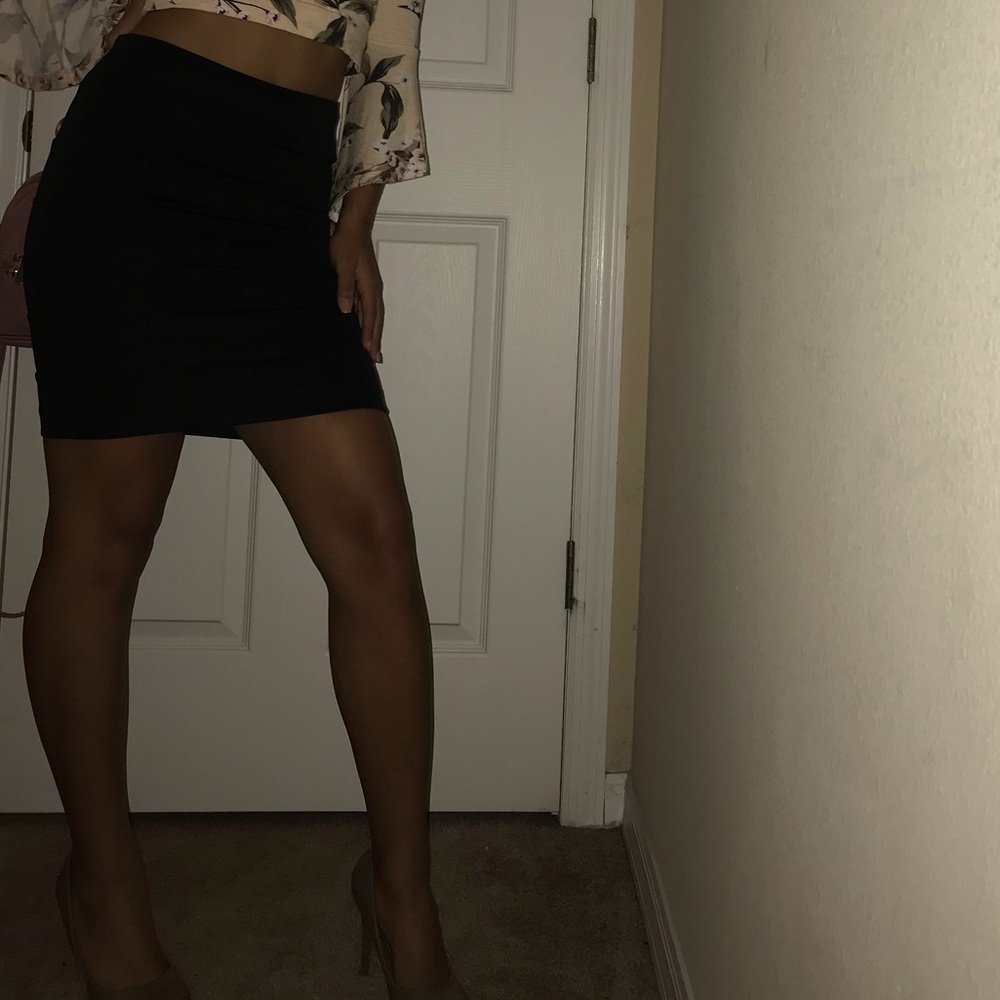 All black Mini skirt